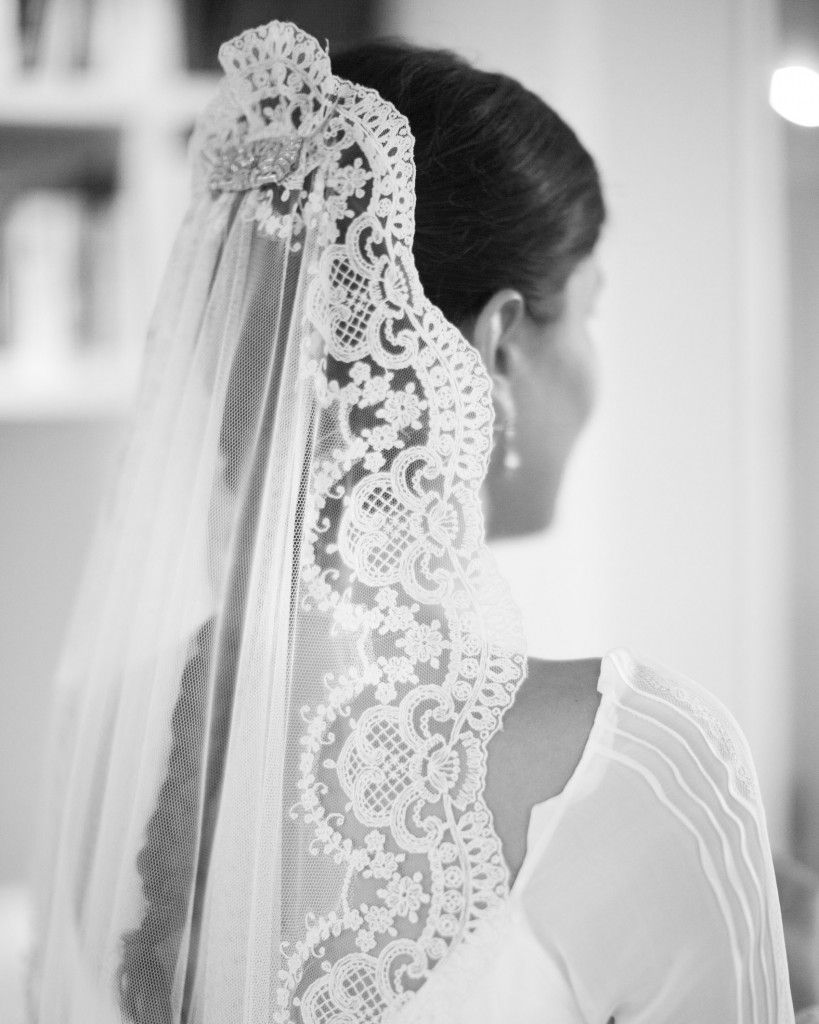 Mantillas para el día B: tradición&nbsp;española