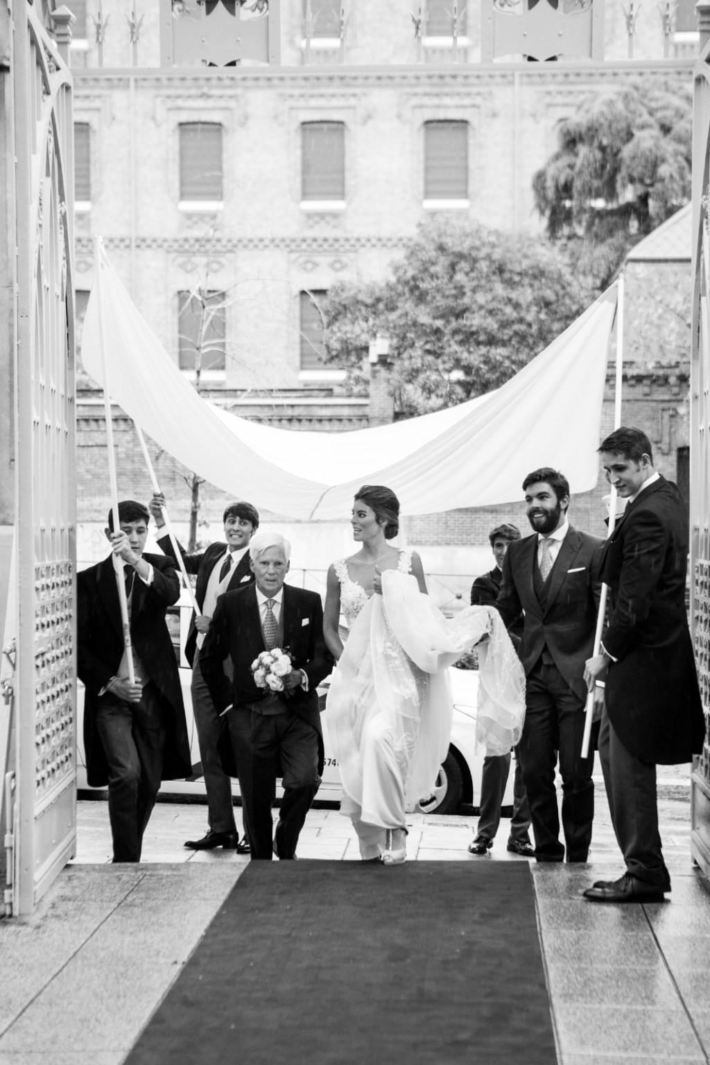 Llueve en mi boda: ¿Qué hago? Ideas para lluvia en el gran&nbsp;día.